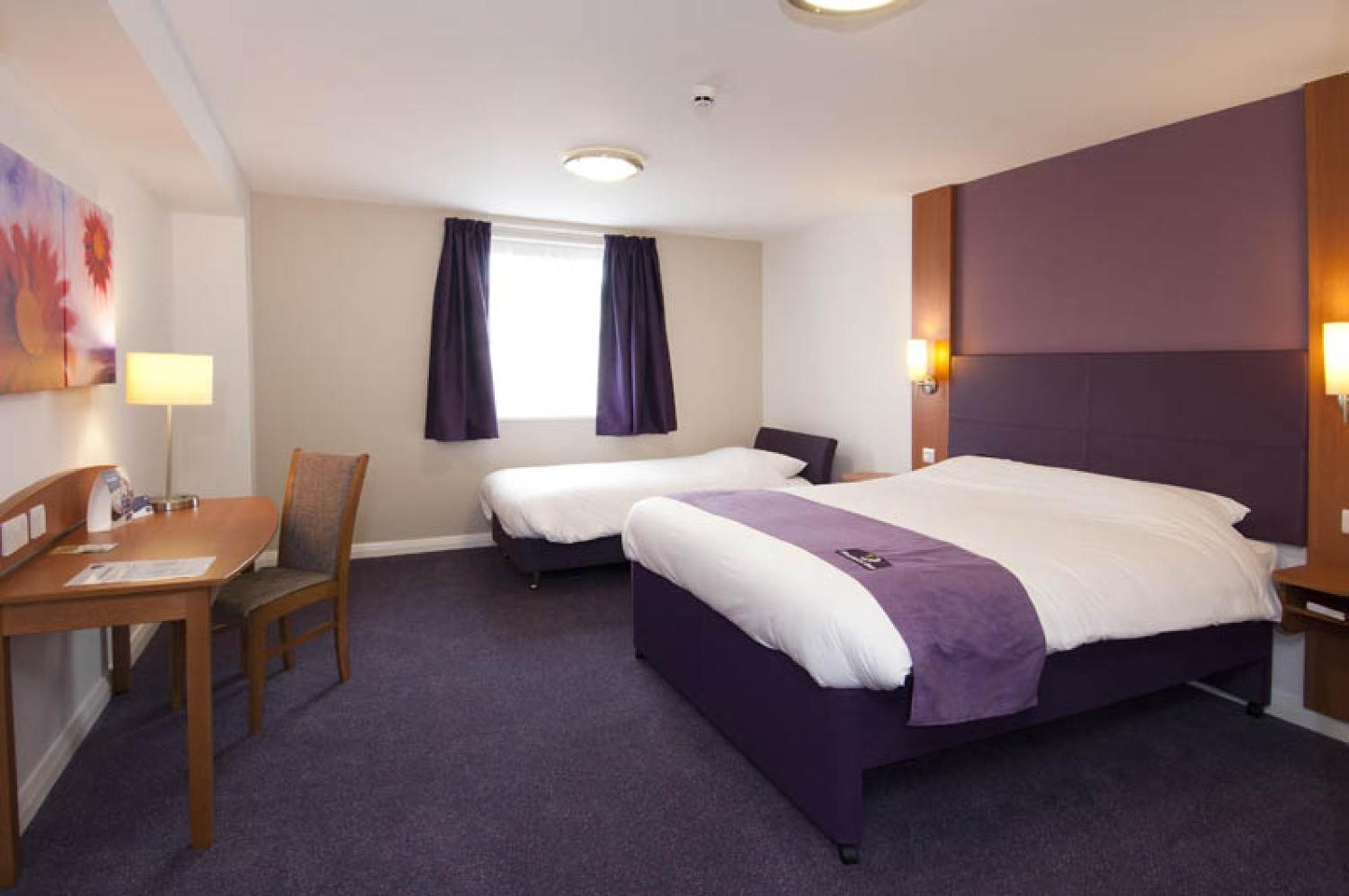 Premier Inn Newcastle - Metro Centre Gateshead Bagian luar foto