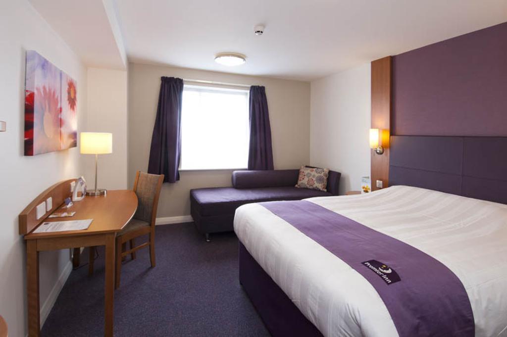 Premier Inn Newcastle - Metro Centre Gateshead Bagian luar foto
