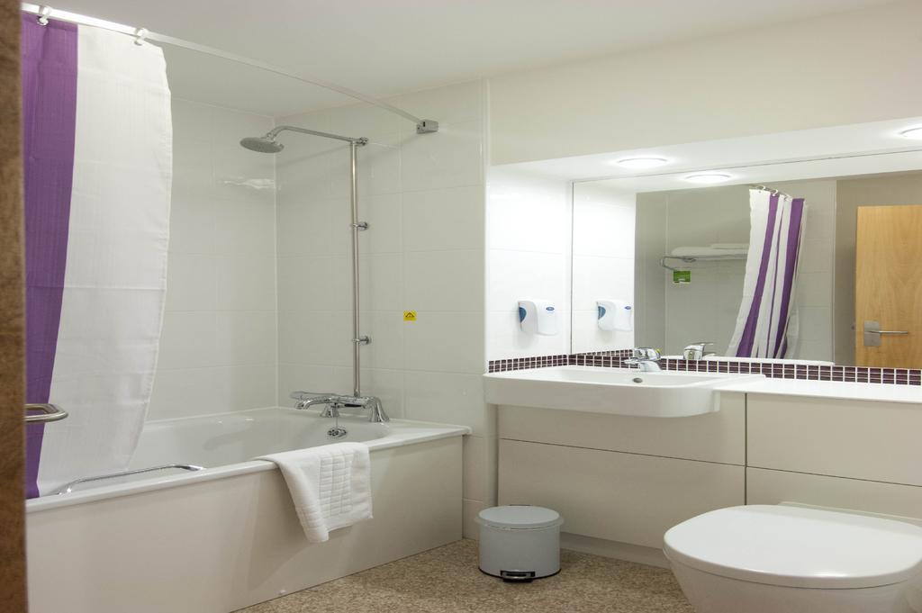 Premier Inn Newcastle - Metro Centre Gateshead Bagian luar foto